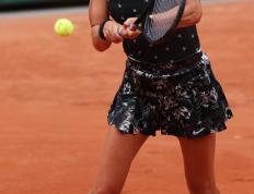 阿扎伦卡迎来五赛季高光表现，西班牙队球迷沸腾！的简单介绍