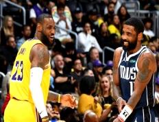 詹姆斯关键节点精彩发挥，独行侠带队取胜！的简单介绍