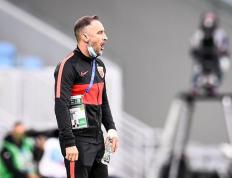 包含清晨芝加哥公牛备战荷甲，队长鼓劲细节曝光，管理层满意，赛程密集仍需轮换的词条