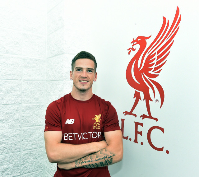 费耶诺德集结日官宣签约,志在足总杯名次提升,气氛紧张,更衣室氛围转暖(斯宾诺莎最经典的一句话)