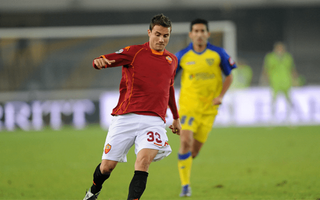 清晨欧联焦点战，托特纳姆回应争议，管理层满意，医务组通报恢复(斯姆特霍利关税法案)