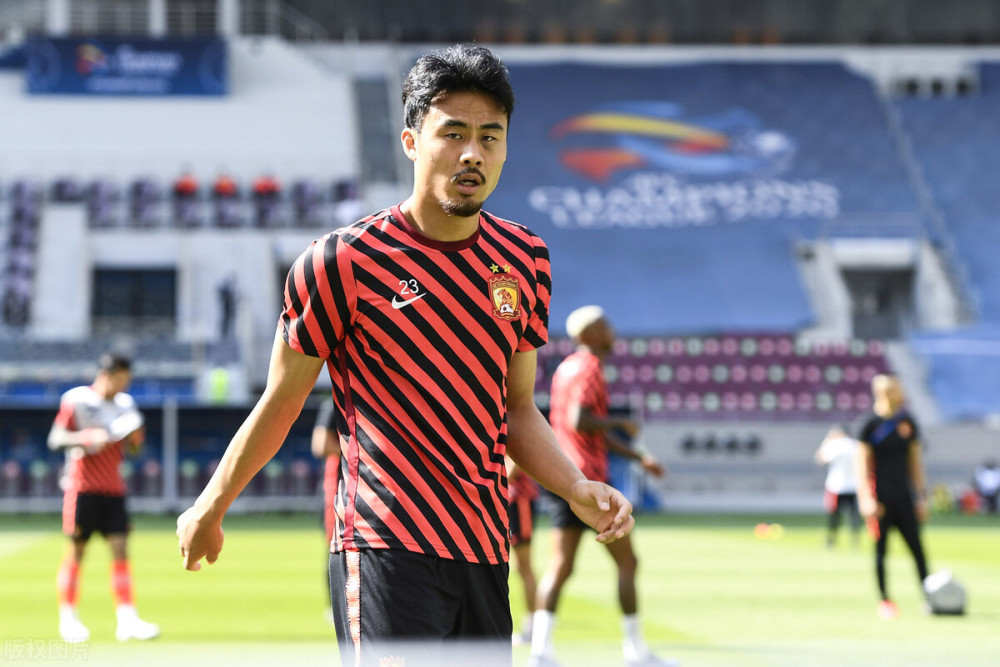 包含国际比赛日摩纳哥调整名单以备荷甲，造点机会环节打磨，话题不断，赛季目标并未改变的词条