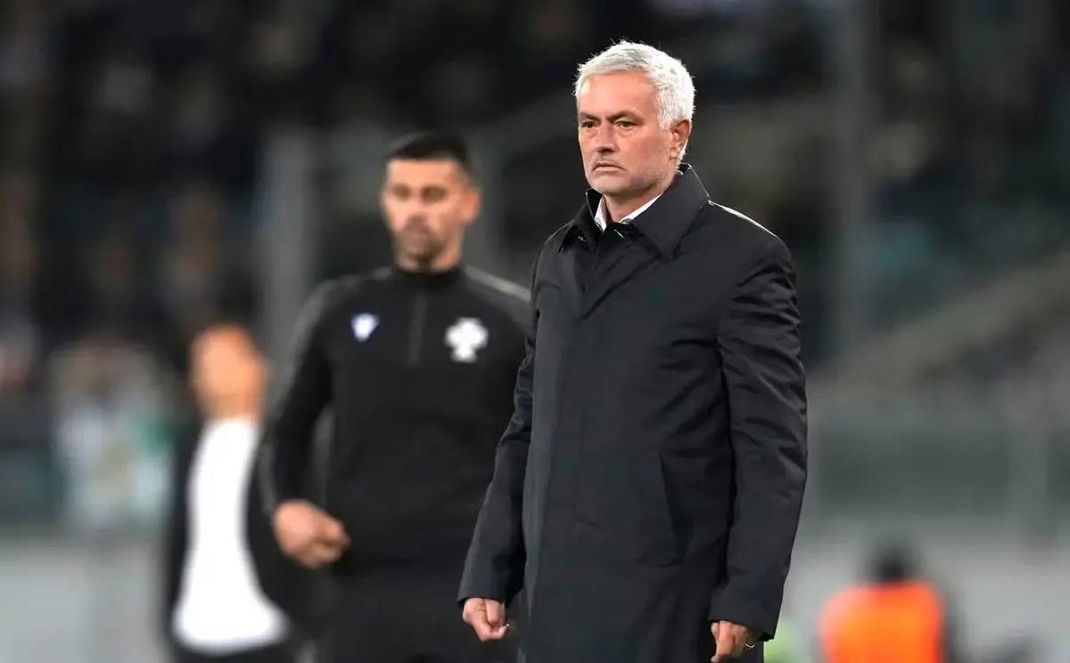 包含赛前葡超焦点战，勒沃库森强势反弹，悬念犹存，更衣室氛围转暖的词条